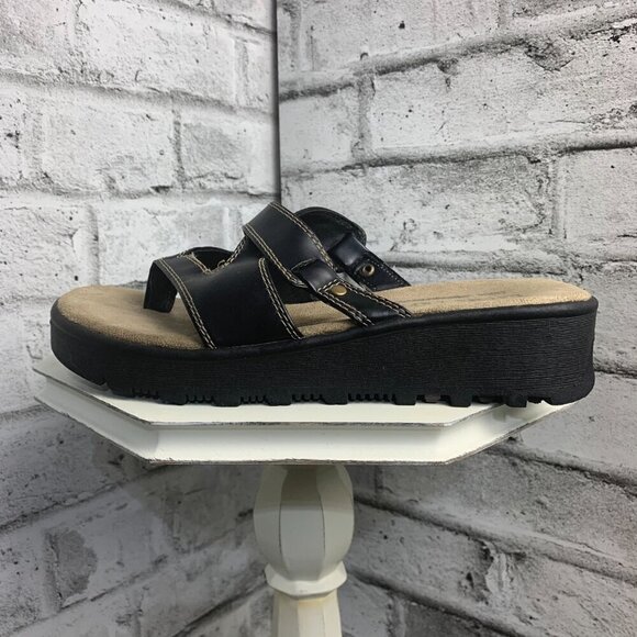 Cache Creek Chunky Black Faux Leather Slip On Thong Casual Comfort Sandals - Picture 2 of 8